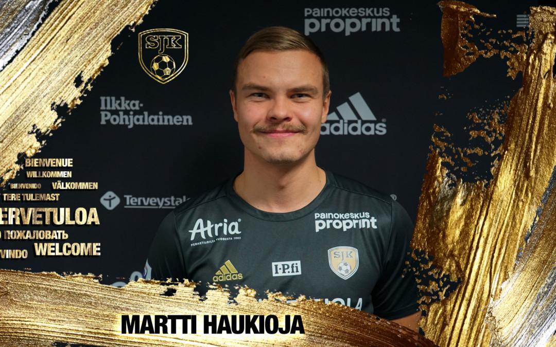 Martti Haukioja SJK-paitaan