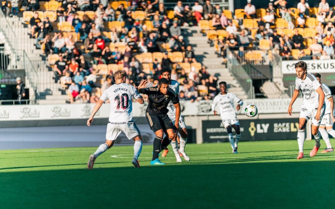Katkera tappio FC Lahtea vastaan loppuhetkien maaleilla